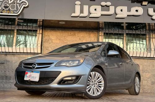 اوبل أسترا 2014