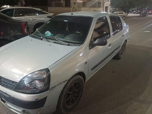 رينو كليو 2004