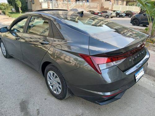 Hyundai Elantra 2021