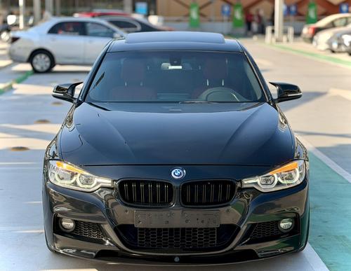 بي ام دبليو 320i 2016