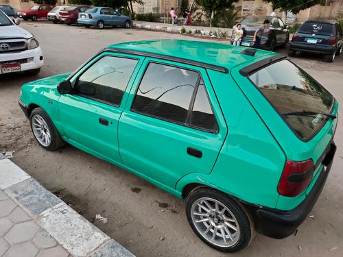 سكودا فيليشيا 1995