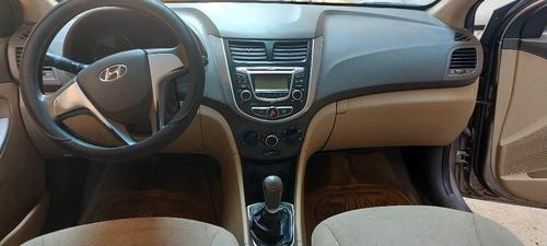 هيونداي اكسنت RB 2011