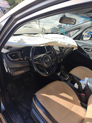 Kia Carens 2015