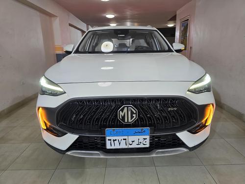 MG HS 2025