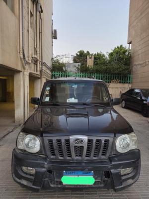 ماهيندرا سكوربيو 2011