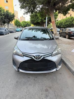 تويوتا ياريس 2015