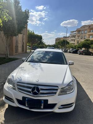 Mercedes 180 2014