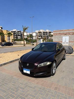 جاكوار XF 2012