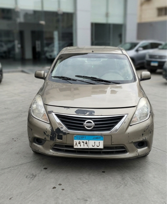 Nissan Sunny 2013