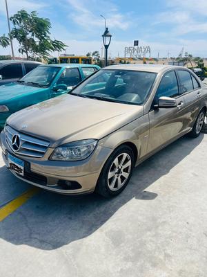 Mercedes 180 2011
