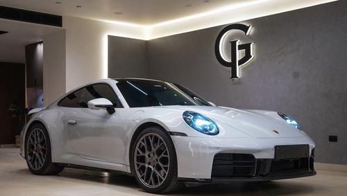 Porsche 911 2025
