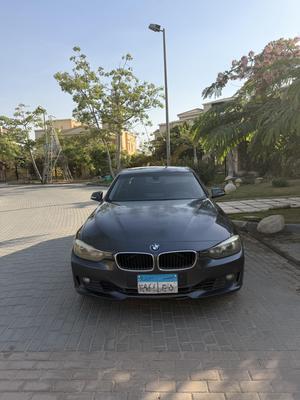بي ام دبليو 320i 2014