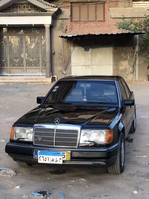 مرسيدس E 200 1991