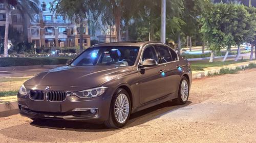 بي ام دبليو 320i 2013
