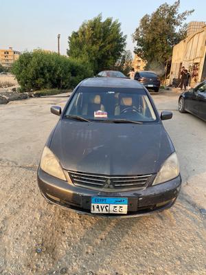 ميتسوبيشي لانسر بومة 2008