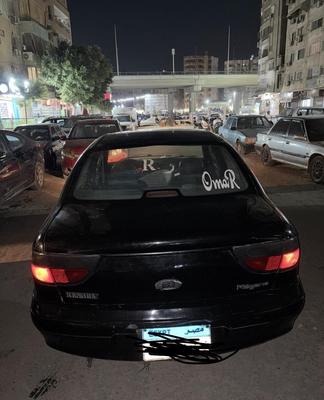 رينو ميجان 1999