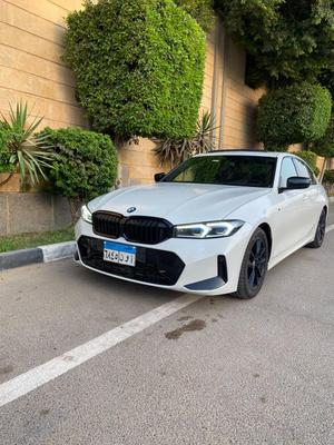 بي ام دبليو 330i 2023