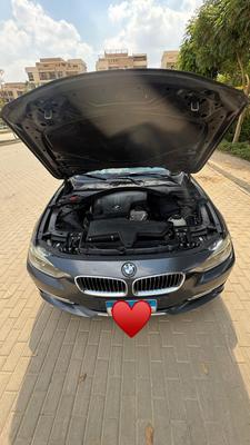 بي ام دبليو 320i 2015