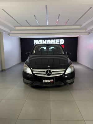 Mercedes B 180 2014
