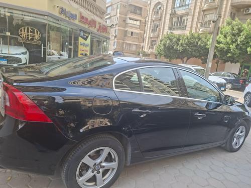 فولفو S60 2015