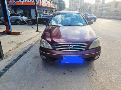 Nissan Sunny 2011