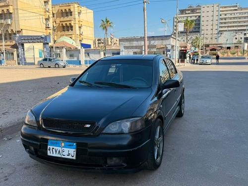 اوبل أسترا 2000