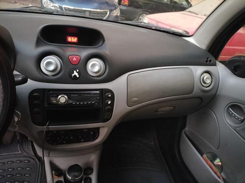 سيتروين C3 2003