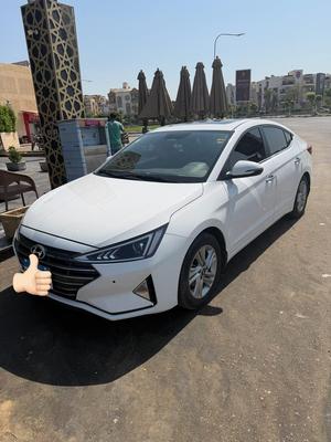 هيونداي إلنترا اى دى 2025