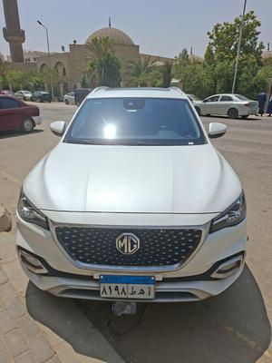 MG HS 2022
