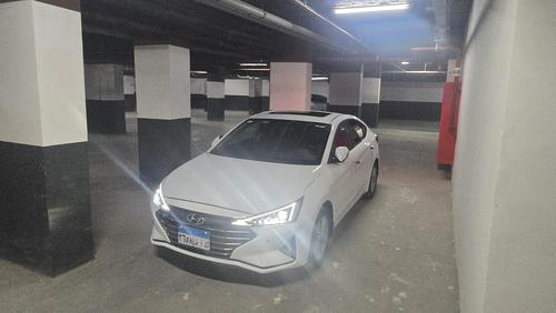 Hyundai Elantra 2025