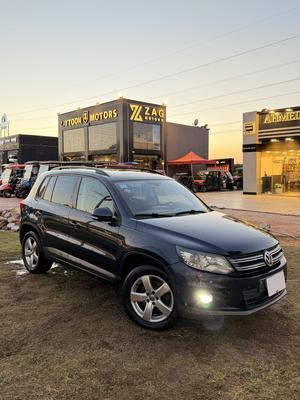 Volkswagen Tiguan 2015