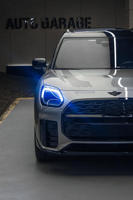 مينى كانترى مان 2026