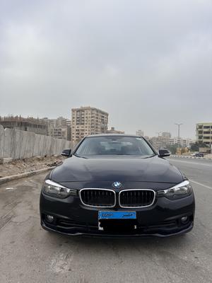 BMW 318 2017