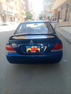 ميتسوبيشي لانسر بومة 2004