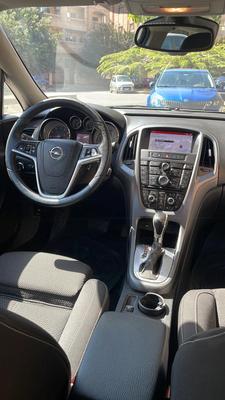 Opel Astra 2016