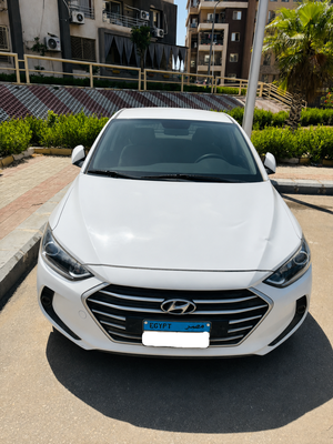 Hyundai Elantra 2017