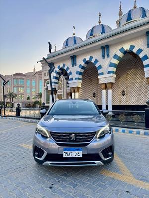 Peugeot 5008 2019