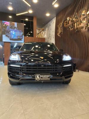 Porsche Cayenne 2022