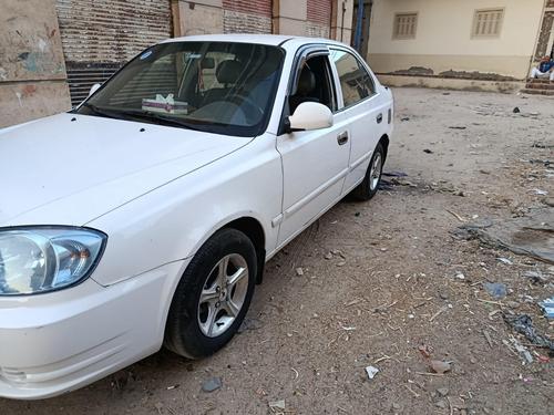 Hyundai Verna 2015