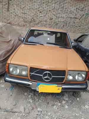 Mercedes 230 1977