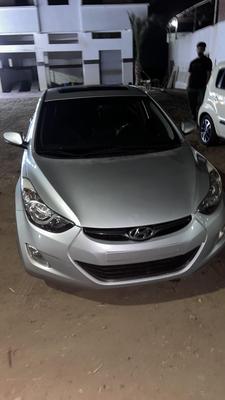 Hyundai Avante 2012