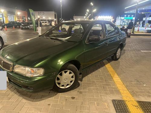 نيسان صنى 2000