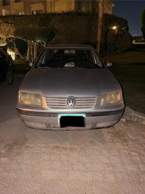 فولكس فاغن بورا 2002