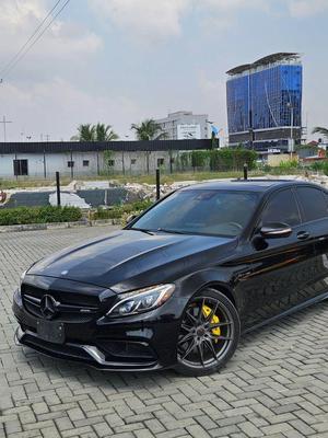 Mercedes C63 AMG 2022