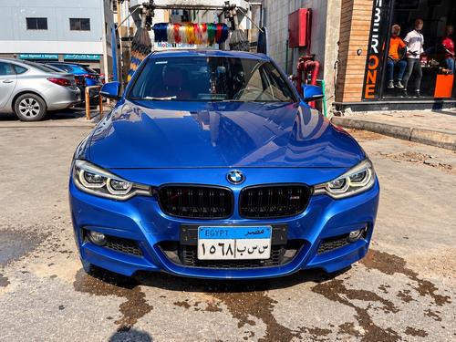 بي ام دبليو 320i 2019
