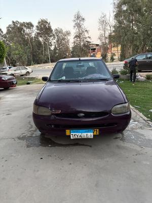 فورد اسكورت 1998