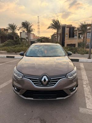 رينو ميجان 2021