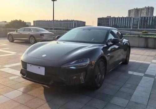 شاومي اس يو 7 2025
