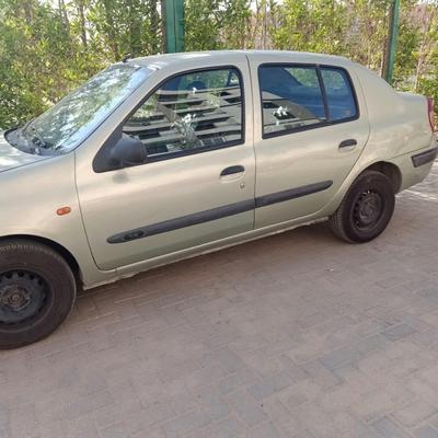 Renault Clio 2003