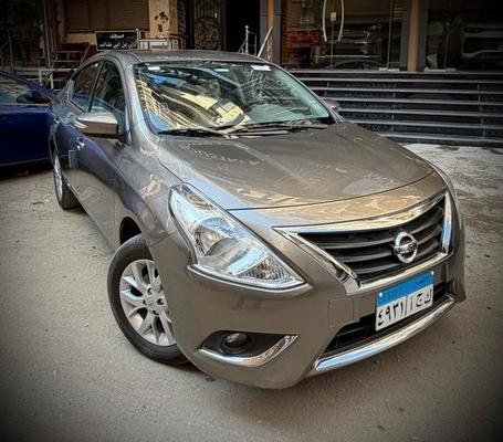 Nissan Sunny 2025